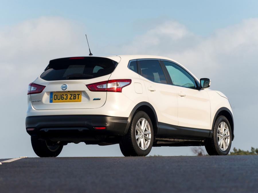  Nissan Qashqai 2014 года  (UK) (фото 10 из 38)